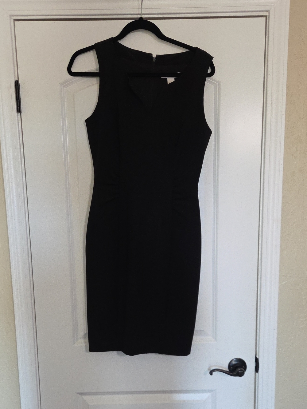White House Black Market Black Sleeveless Dress Size 2